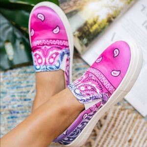 💕 Bandanna Slip ons 💕